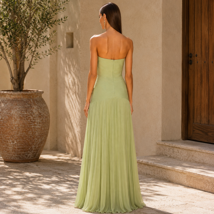 Almudena | Vestido que Estiliza con Delicadeza
