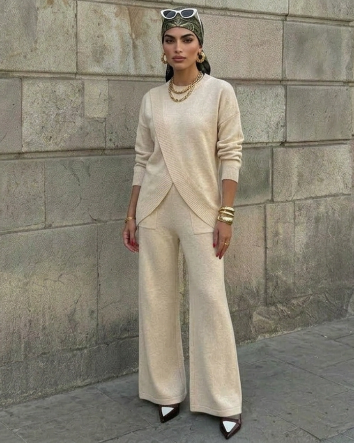 CONJUNTO LEILA